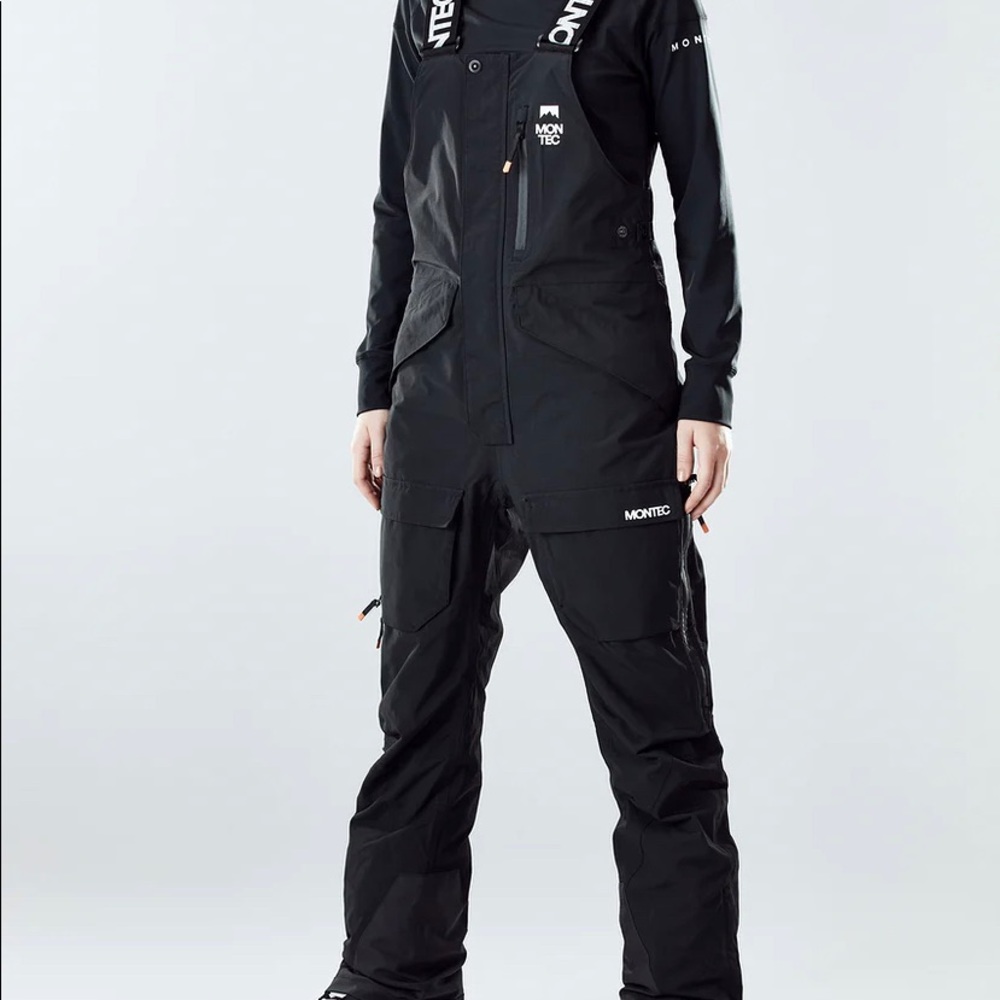 Black womens bibs